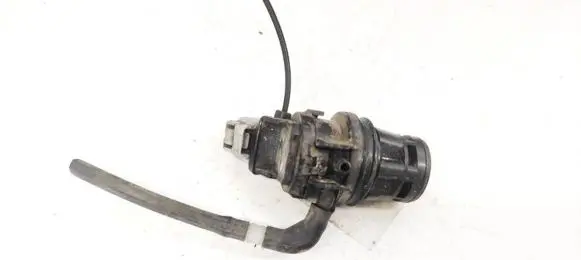 Mazda 3 I Windscreen/windshield washer pump 8603109120 860310-9120