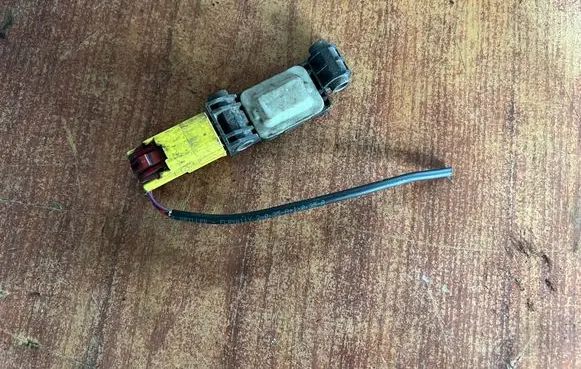 Audi A4 S4 B7 8E 8H Airbag deployment crash/impact sensor 8E0959651A