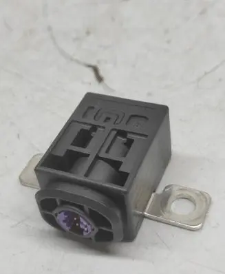 Audi A4 S4 B8 8K Battery relay fuse 4F0915519