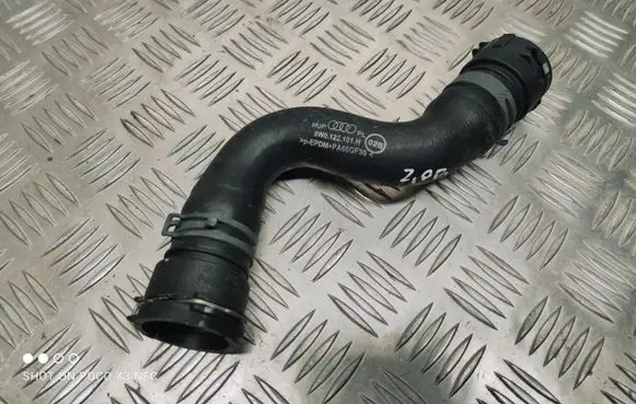 Audi A4 S4 B9 Engine coolant pipe/hose 8W0122101H