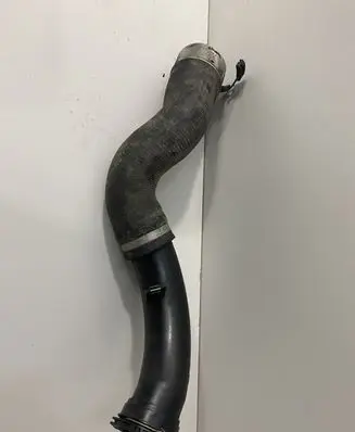 BMW 1 F20 F21 Intercooler hose/pipe 7597587