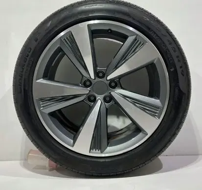 R19 alloy rim