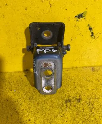 Peugeot 508 RXH Front door upper hinge 