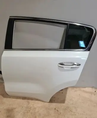 KIA Sportage Rear door