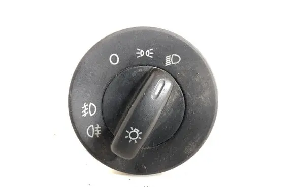 Skoda Octavia Mk2 (1Z) Light switch 1Z0941431