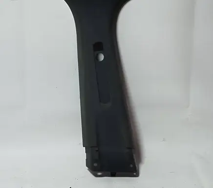 Mitsubishi Colt (B) pillar trim (top) 7211A067ZZ 303910
