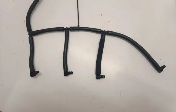 Fuel return line/hose