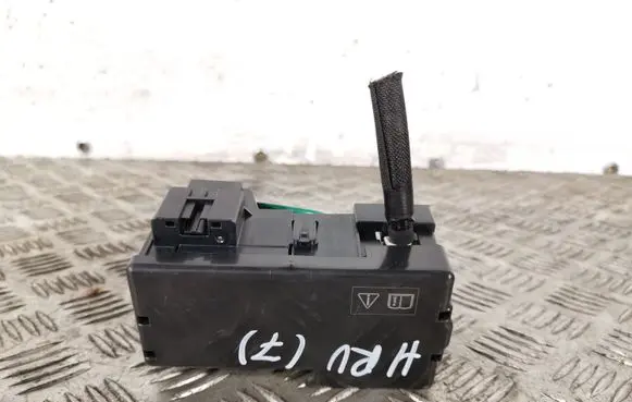 Honda HR-V Fuse module 4061
