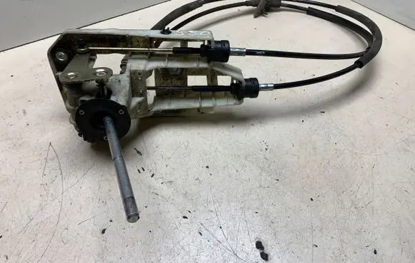 Volvo S80 Gear shifter/selector 8028100061