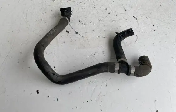 Volkswagen Golf VII Engine coolant pipe/hose 5Q0122051CH