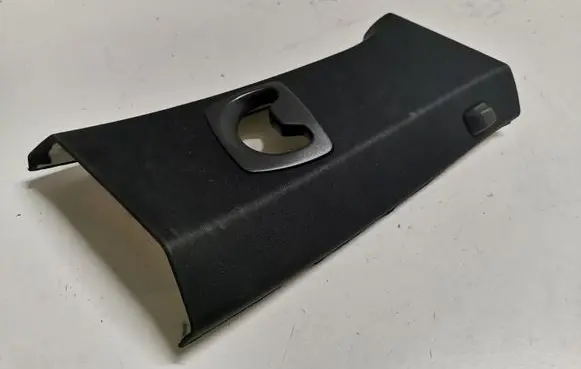 (B) pillar trim (top)