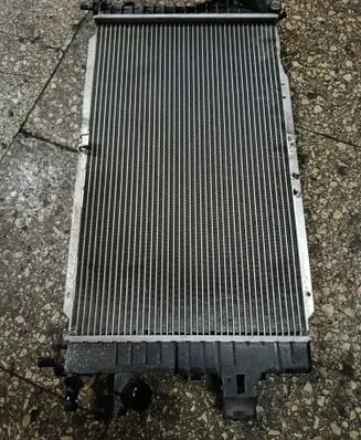 Opel Zafira B Coolant radiator 63029A 0030998
