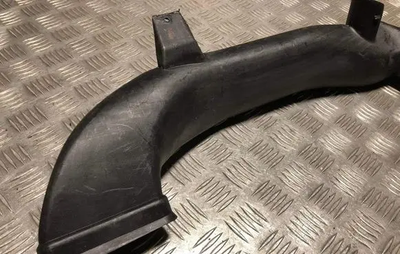 Citroen C5 Air intake duct part 963261618A 28846X