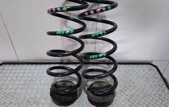 Audi A4 S4 B8 8K Rear coil spring