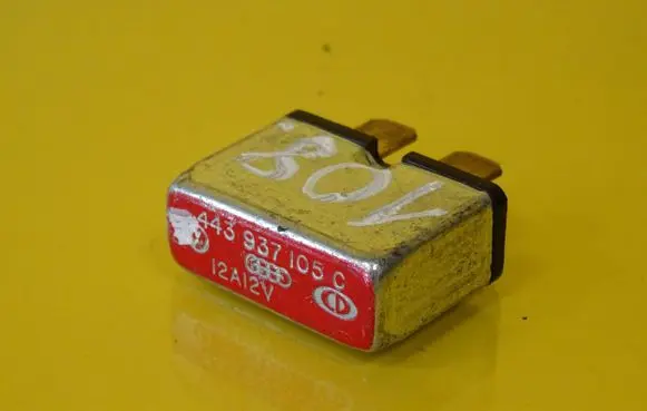 Audi A6 S6 C5 4B Other relay 443937105C