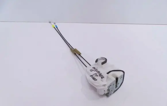Mitsubishi Outlander Front door lock A047218