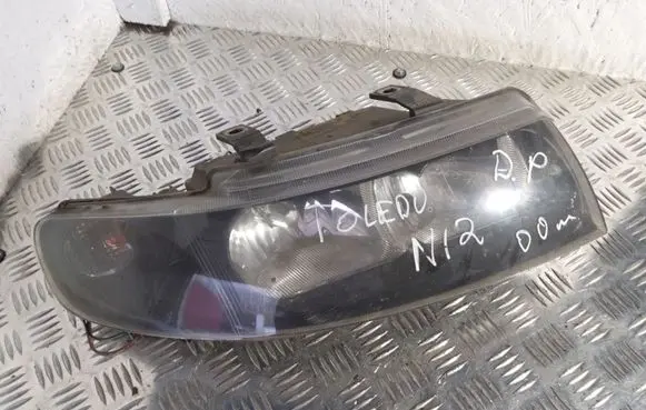 Seat Toledo II (1M) Headlight/headlamp