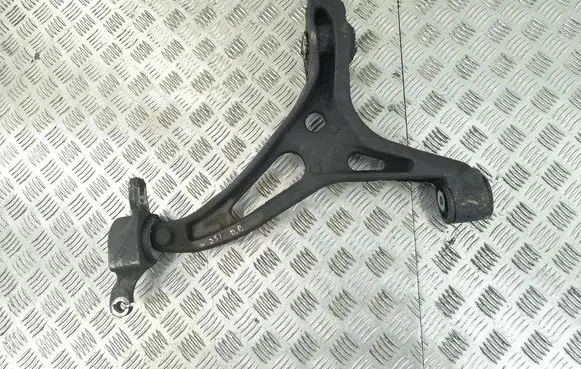 Mercedes-Benz R W251 Front lower control arm/wishbone 060009106