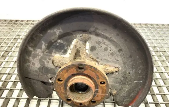 Volvo S80 Front wheel hub spindle knuckle