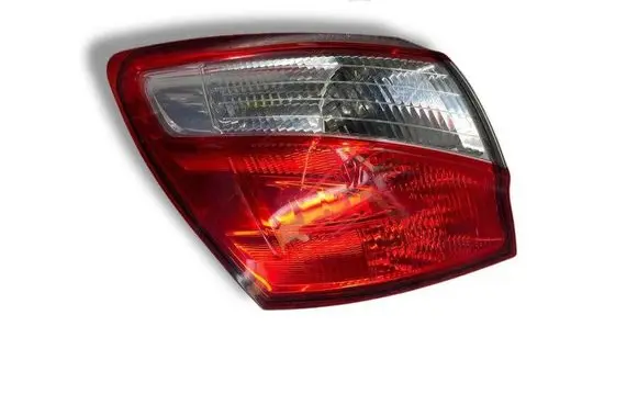 Nissan Qashqai Rear/tail lights