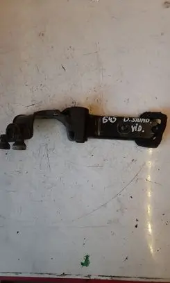 Volkswagen Transporter - Caravelle T5 Sliding door upper roller guide/hinge 7H0843336D