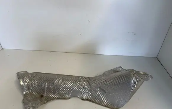 Peugeot 308 Exhaust heat shield 9834174280