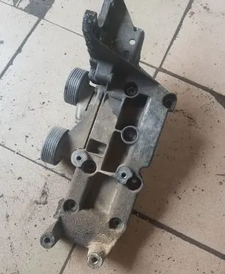 Volvo V70 Alternator belt tensioner 