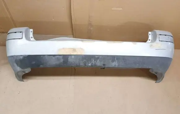 Volkswagen PASSAT B5 Rear bumper 3B9807417