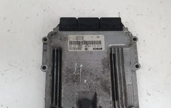 Renault Trafic II (X83) Engine control unit/module 8200666516 8200666519