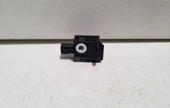 Chevrolet Orlando Airbag deployment crash/impact sensor 13502577