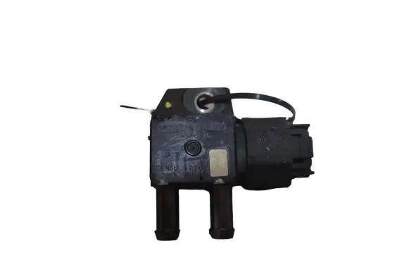 Hyundai i40 Exhaust gas pressure sensor 392102A800