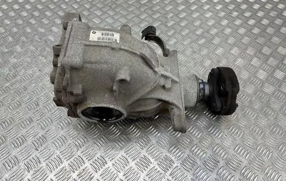 BMW 5 F10 F11 Rear differential 7630816