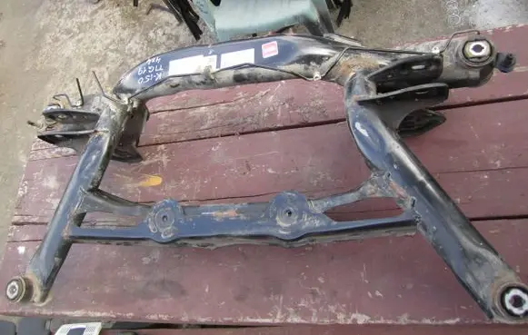 Volkswagen Tiguan Rear subframe 5Q0505235J 50DWWA5K