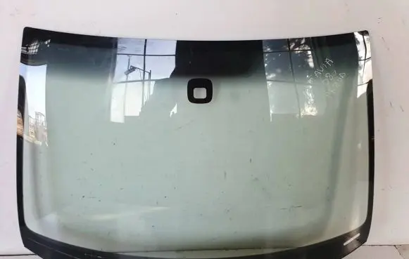 Skoda Octavia Mk2 (1Z) Front windscreen/windshield window 43R008594 DOT24M122AS1