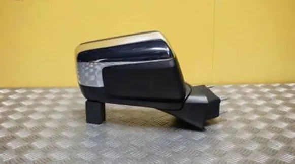 Chevrolet Silverado Front door electric wing mirror 84575376 788606 1893
