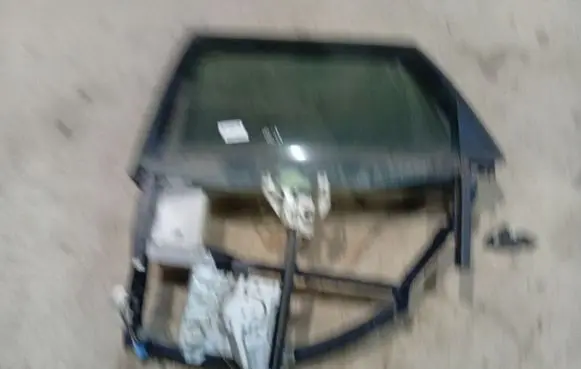 Audi A4 S4 B5 8D Rear door window/glass frame 