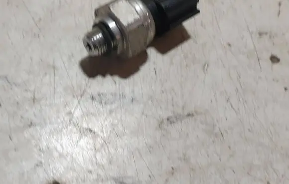 Hyundai Kona I Air conditioning (A/C) pressure sensor 92ACP812 P930CZL1