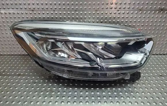 Renault Captur Headlight/headlamp S27624269 260107244R
