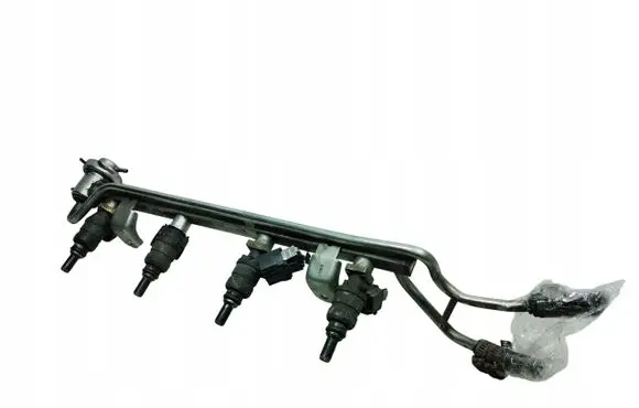 Audi A3 S3 8L Fuel main line pipe 06A133317E