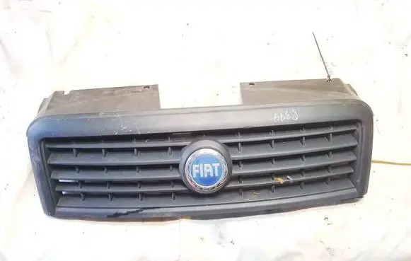 Fiat Doblo Front grill 735395576
