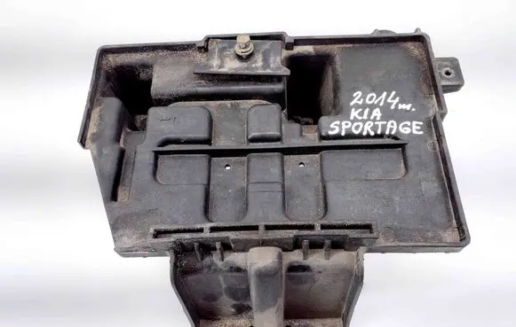 KIA Sportage Battery box tray 371502S200