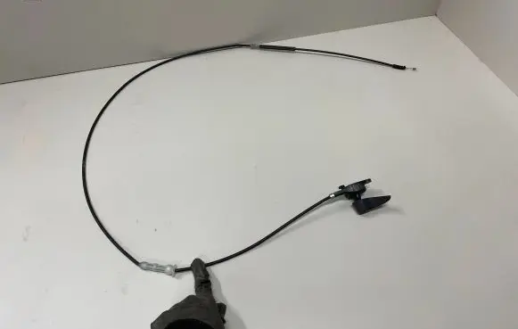 Renault Megane III Engine bonnet (hood) release handle