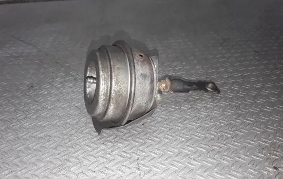 Volkswagen Golf V Turbo system vacuum part 7234550014V