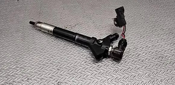 Toyota Avensis T250 Fuel injector 2367026020 22P00134