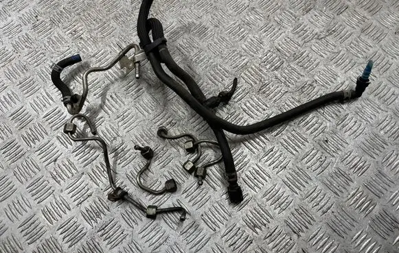 Skoda Fabia Mk3 (NJ) Fuel return line/hose 