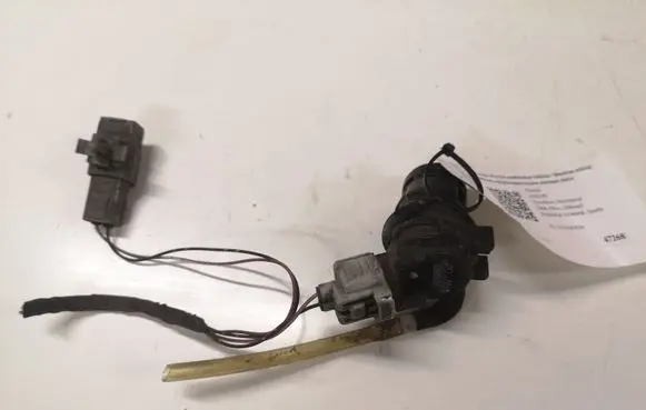 Mazda 5 Windscreen/windshield washer pump 8603109120