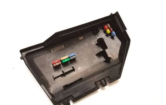 Land Rover Evoque I Fuse box cover GK7214A076BA