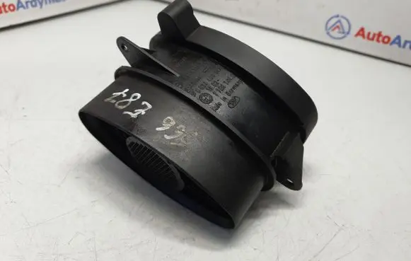 BMW 1 E81 E87 Mass air flow meter 7788744 13627788744 0928400504