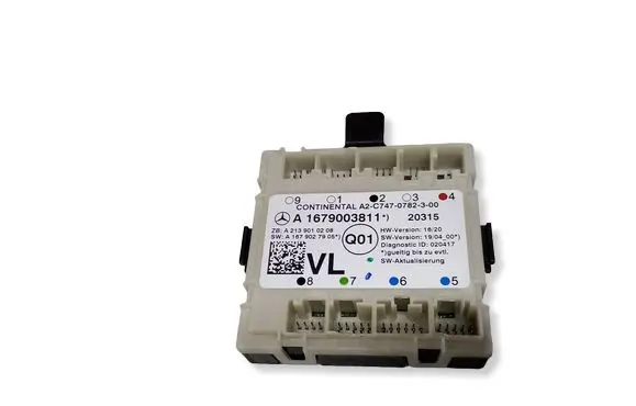 Mercedes-Benz GLC X253 C253 Door control unit/module A1679003811