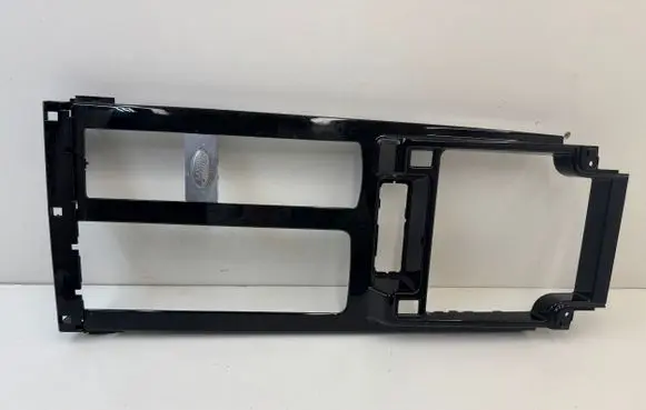 Land Rover Discovery 5 Other center console (tunnel) element 105870891C